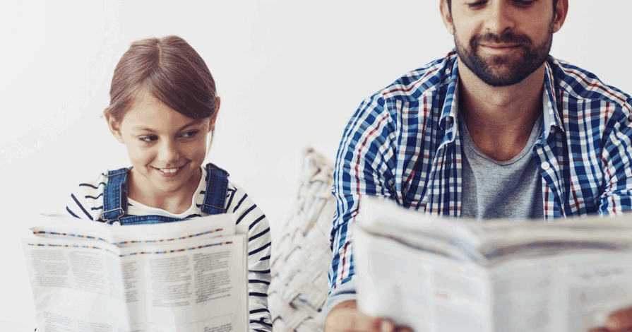 Nieuws gelezen door vader en kind over woonruimte parentshouse Deventer